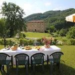 Mansion In With Pool Apecchio