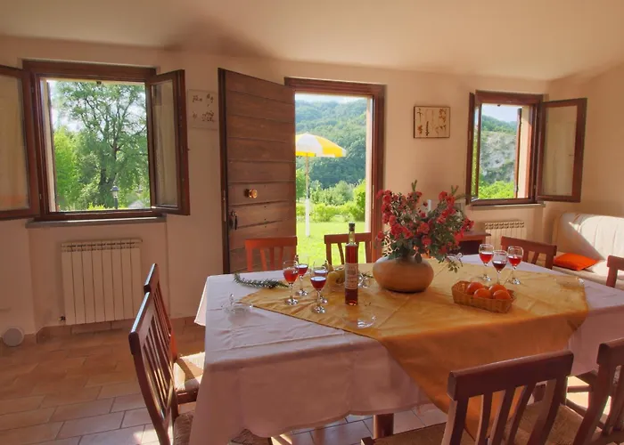 Mansion In Apecchio With Pool Casa vacanze *